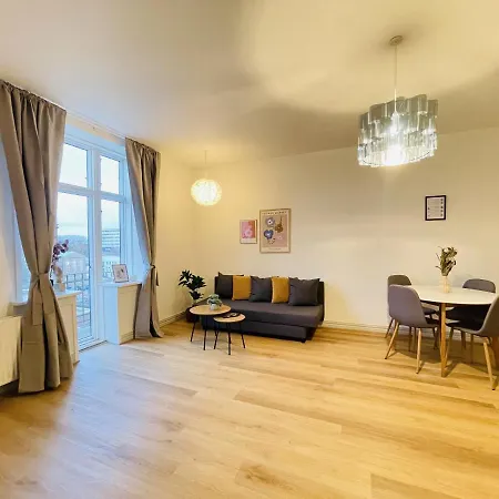 Aday - The Swanky Hjorring