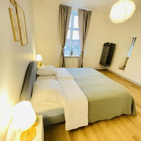 Aday - The Swanky Apartment *