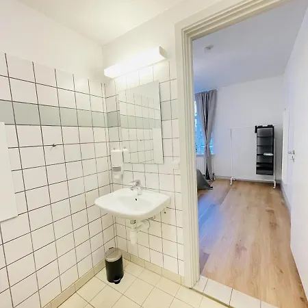 Aday - The Swanky Apartment